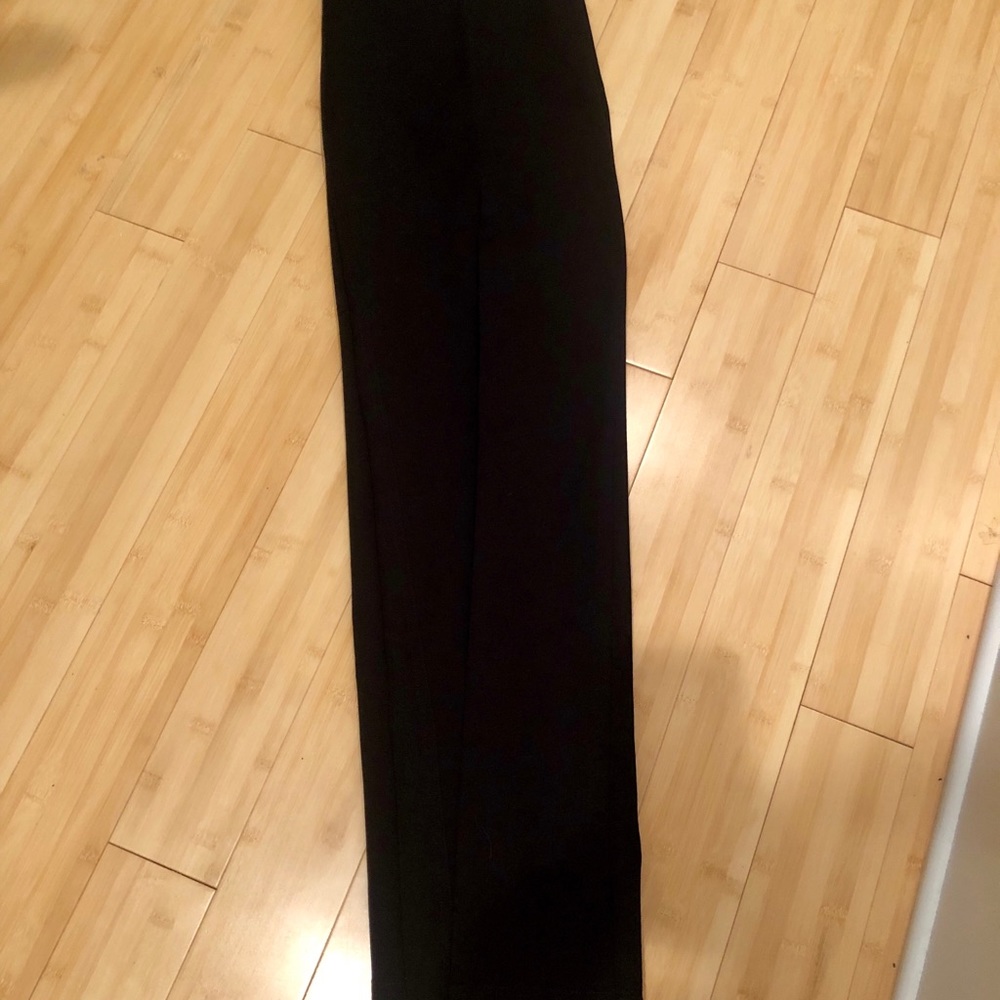 ST. JOHN JEANS - Picture 4 of 5
